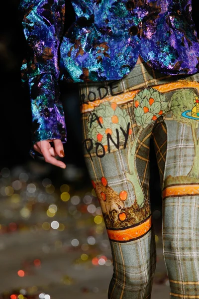 Look 83